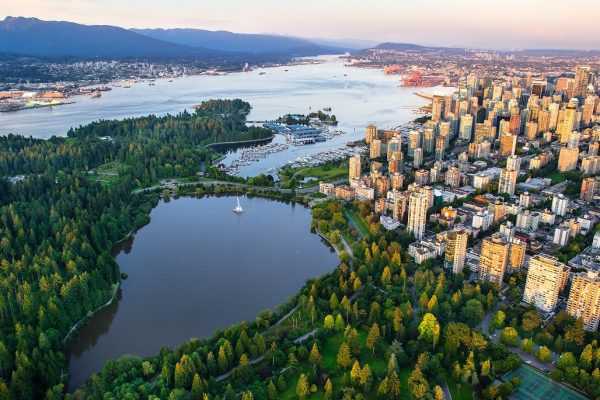 Vancouver-Stanley-Park-GettyImages-1